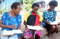 women-reading-the-bible